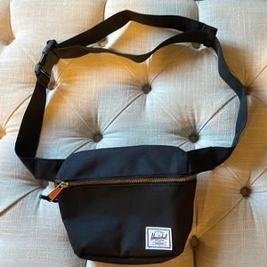 Herschel Fifteen Belt Bag